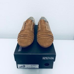 Kenneth Cole Tan Flats